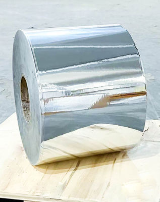 الورق الملتصق الضوئي الفضي BOPP Jumbo Roll Paper 50μs سمك الوجه الصناعي