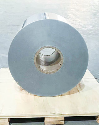 الورق الملتصق الضوئي الفضي BOPP Jumbo Roll Paper 50μs سمك الوجه الصناعي